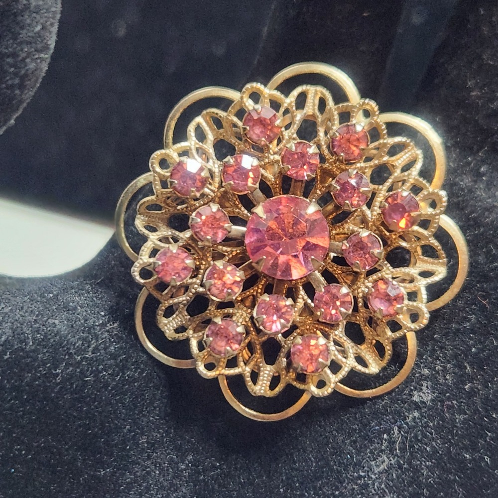 Vintage Gold Tone Filigree Pink‎ Rhinestone Flower Brooch Pin Floral Statement